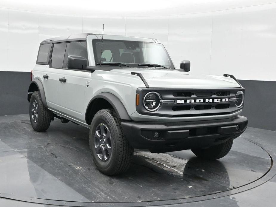 new 2024 Ford Bronco car, priced at $45,587