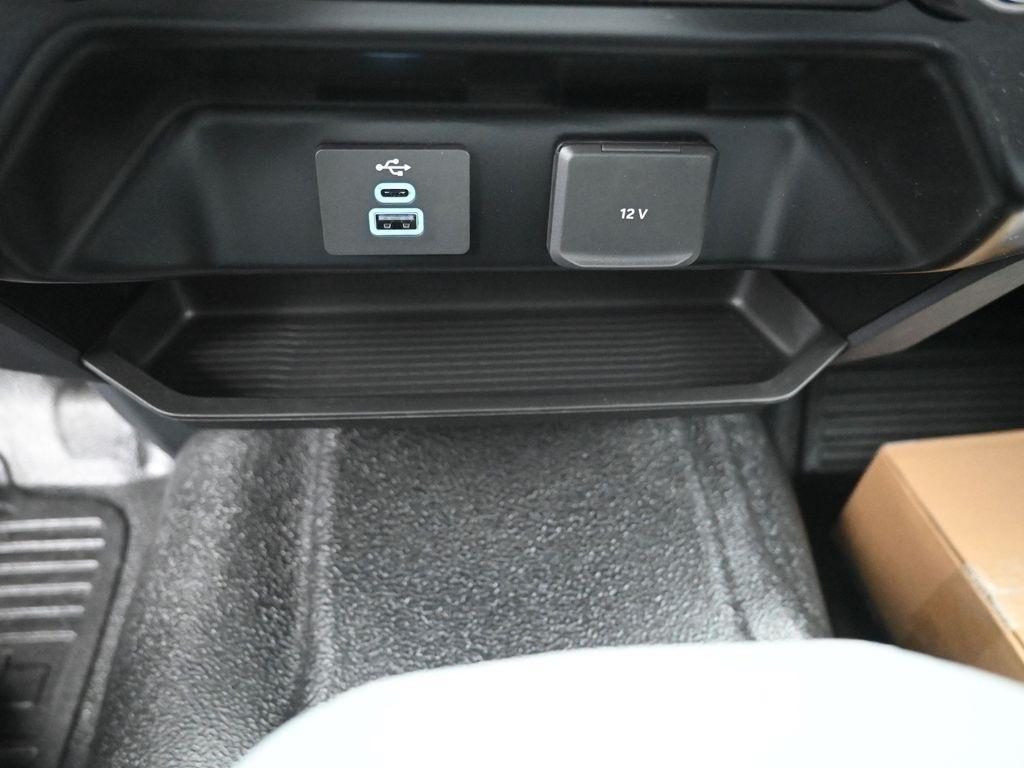 new 2025 Ford F-250 car, priced at $59,874