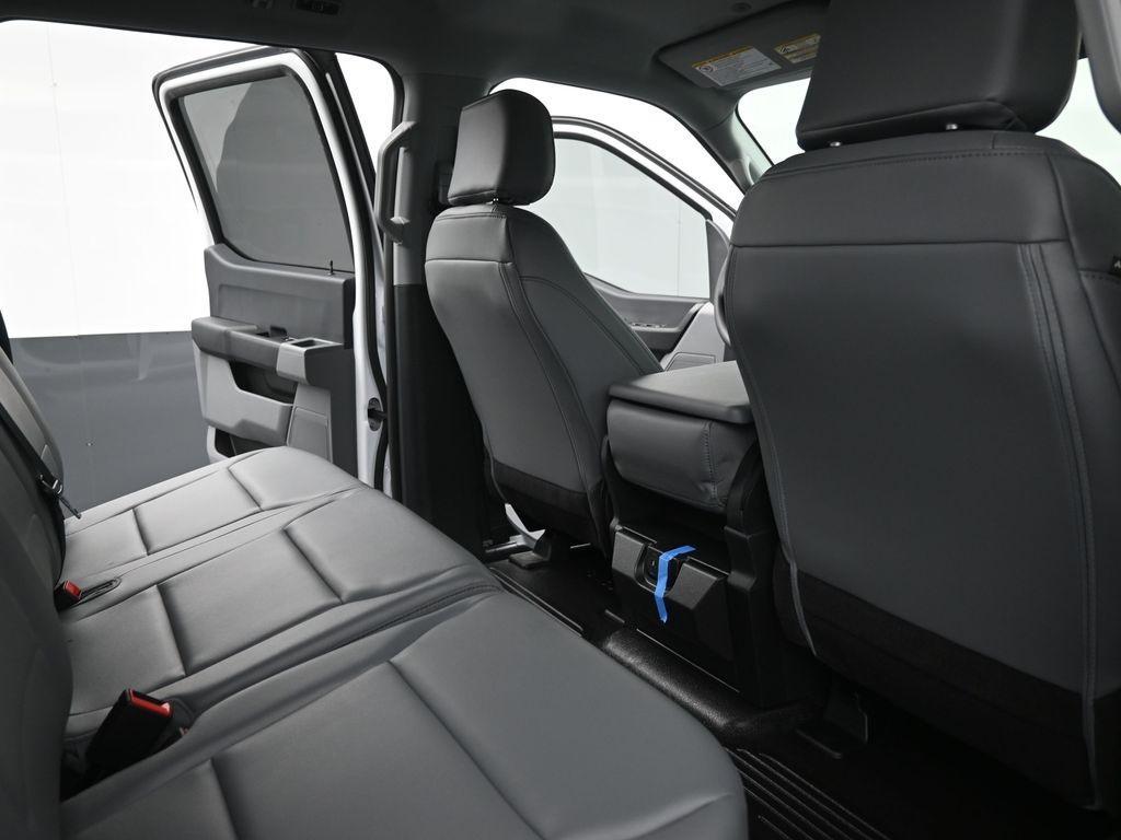 new 2025 Ford F-250 car, priced at $59,874