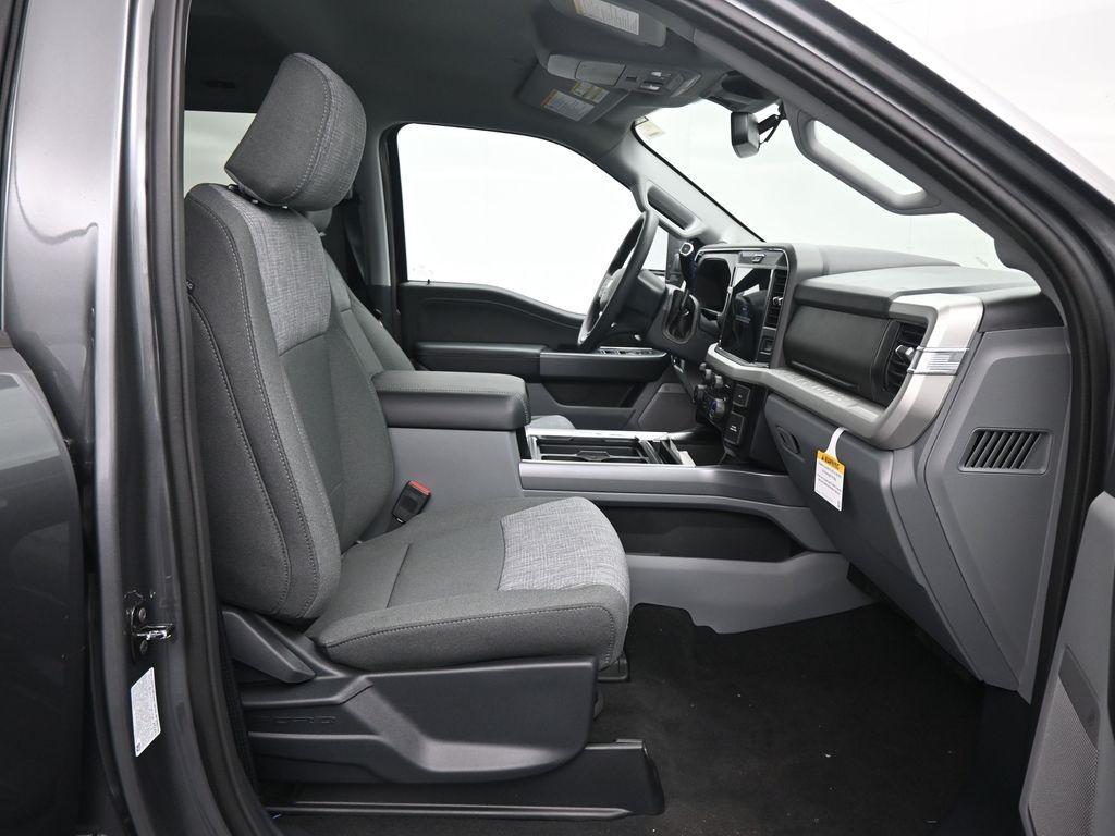 new 2025 Ford F-250 car, priced at $76,974