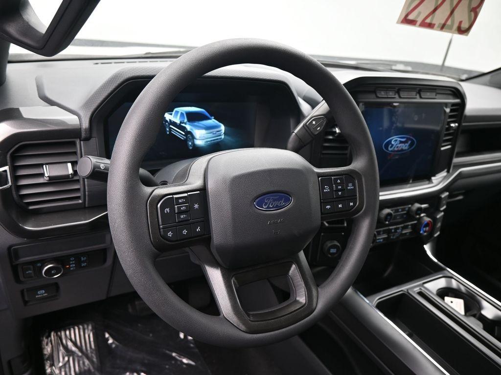 new 2024 Ford F-150 car, priced at $34,833