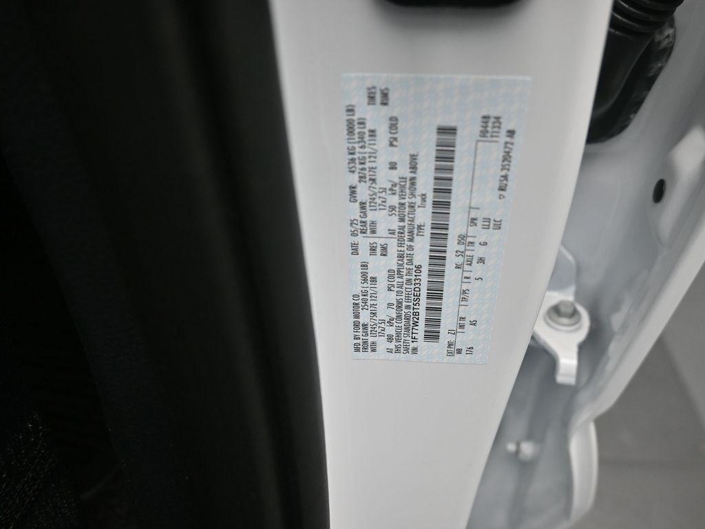 new 2025 Ford F-250 car, priced at $58,274