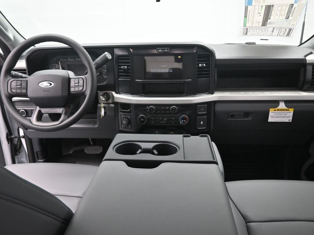 new 2025 Ford F-250 car, priced at $58,274