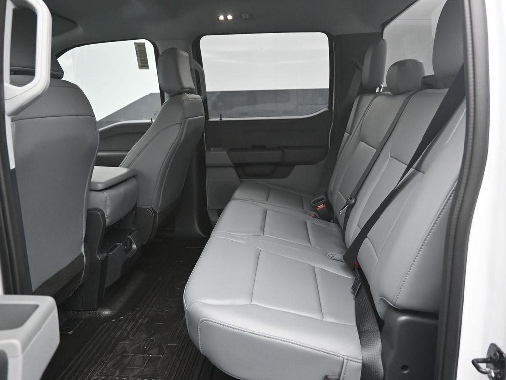 new 2025 Ford F-250 car, priced at $58,274