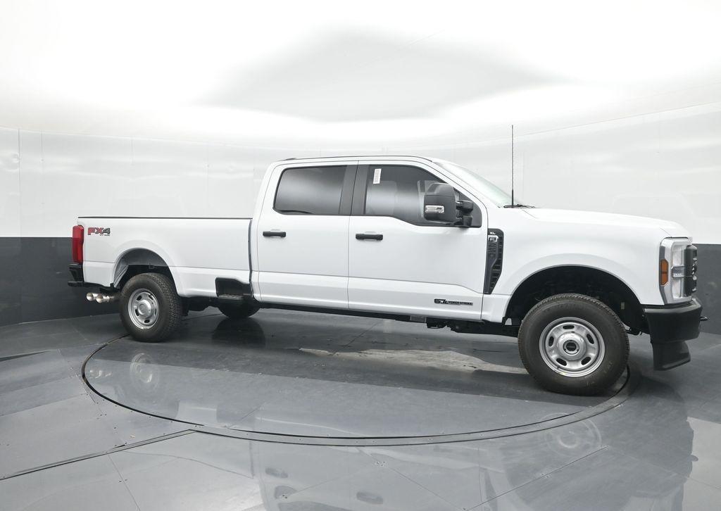 new 2025 Ford F-250 car, priced at $58,274