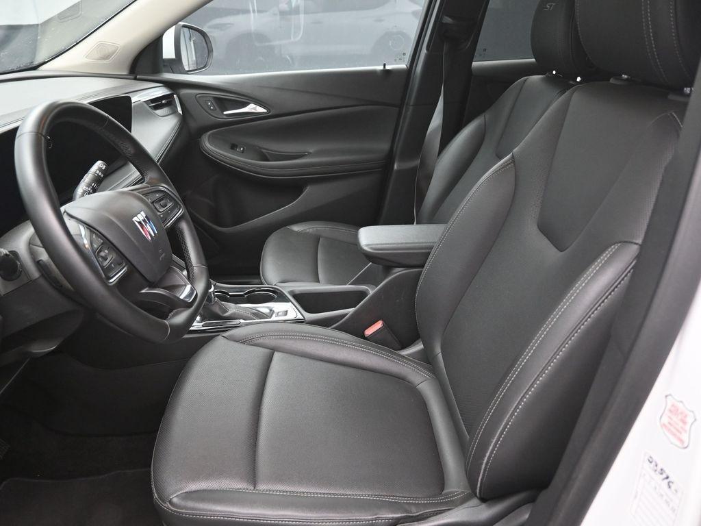 used 2024 Buick Encore GX car, priced at $22,991