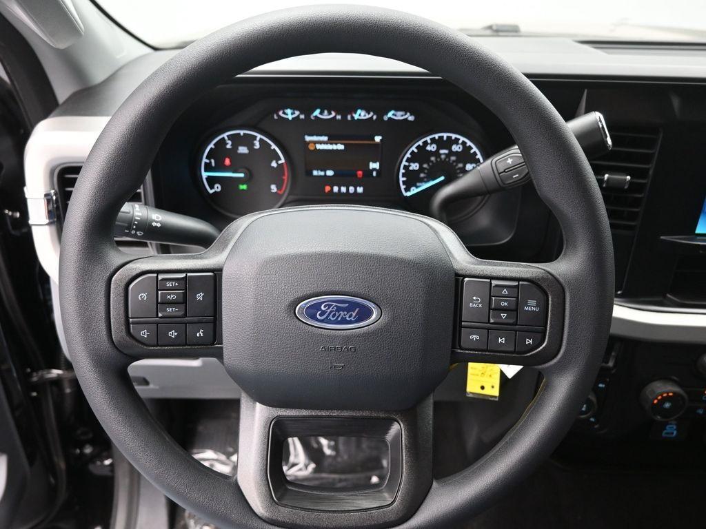 new 2025 Ford F-250 car, priced at $62,782