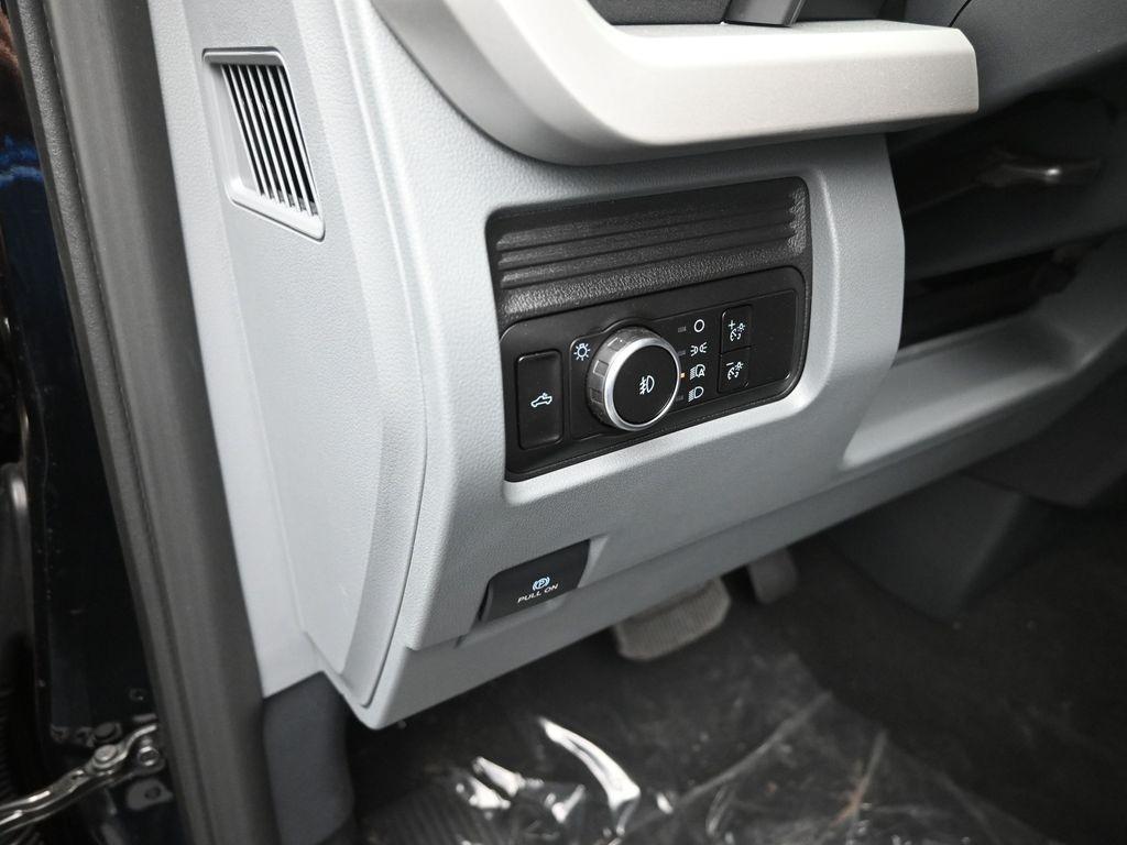 new 2025 Ford F-250 car, priced at $62,782