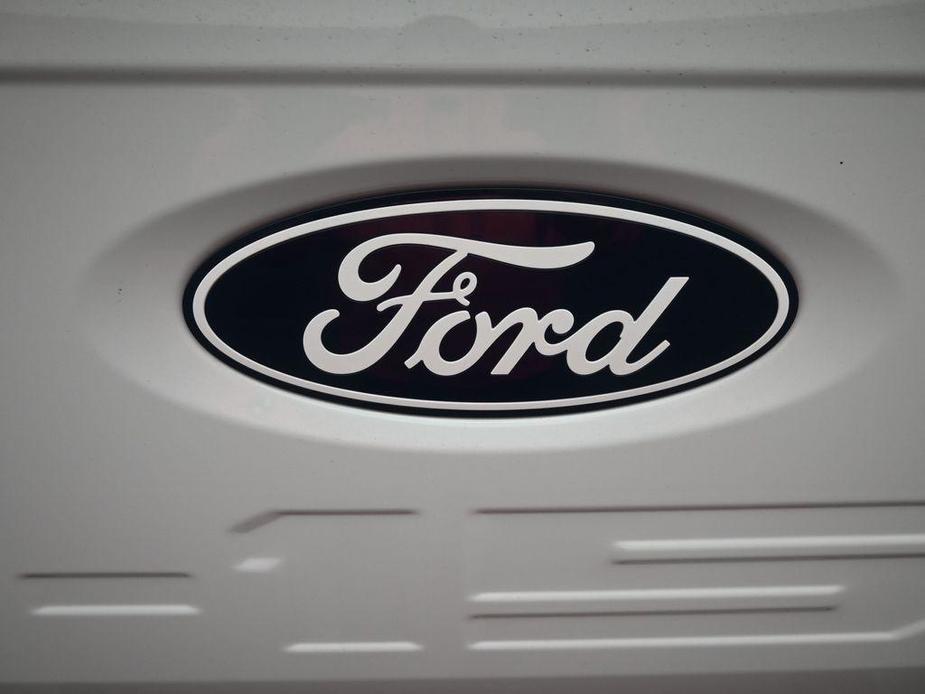 new 2024 Ford F-150 car, priced at $38,020