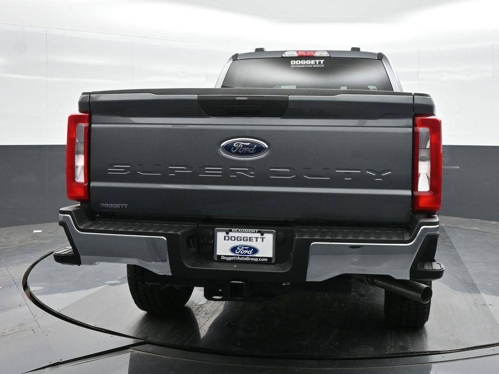 new 2024 Ford F-250 car, priced at $47,697