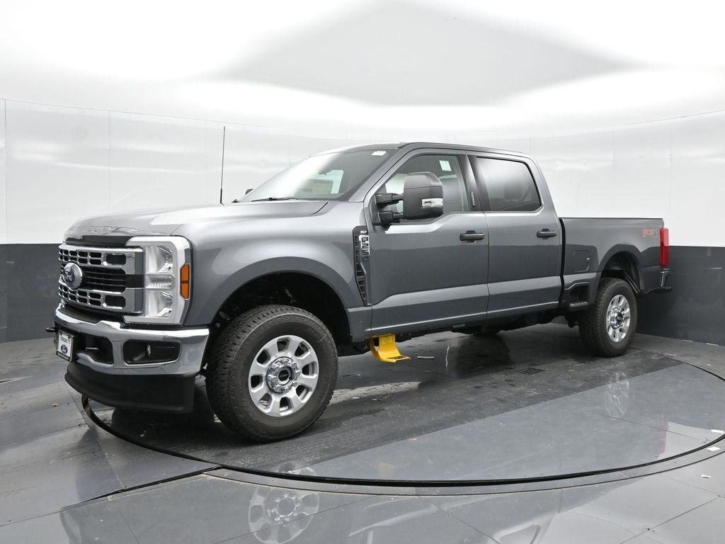 new 2024 Ford F-250 car, priced at $48,697