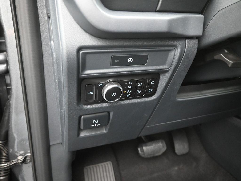 new 2025 Ford F-150 car, priced at $55,363