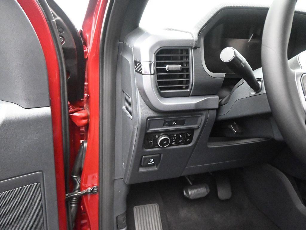 new 2025 Ford F-150 car, priced at $54,813