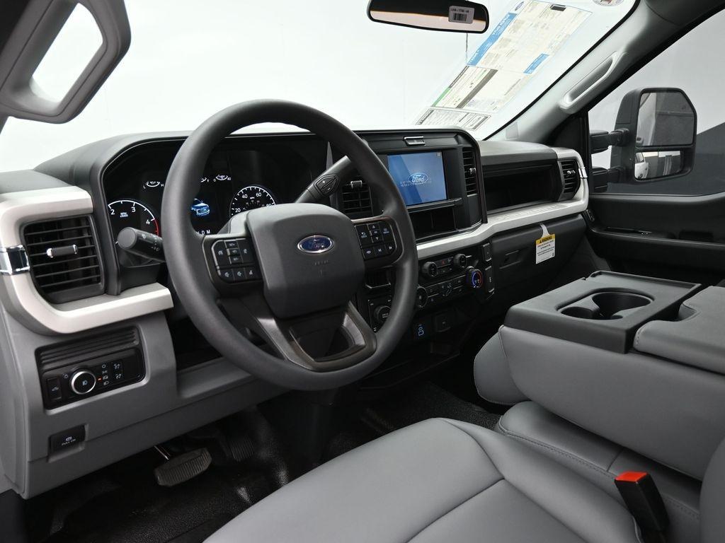 new 2025 Ford F-250 car, priced at $59,047