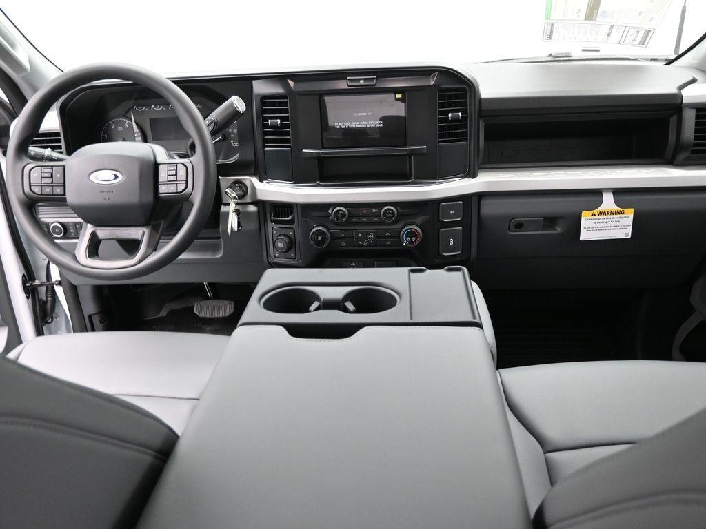 new 2025 Ford F-250 car, priced at $59,047
