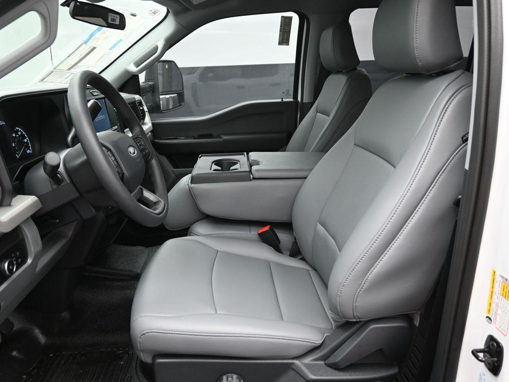 new 2025 Ford F-250 car, priced at $59,047