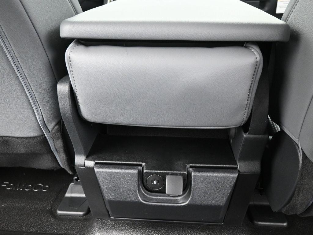 new 2025 Ford F-250 car, priced at $59,047