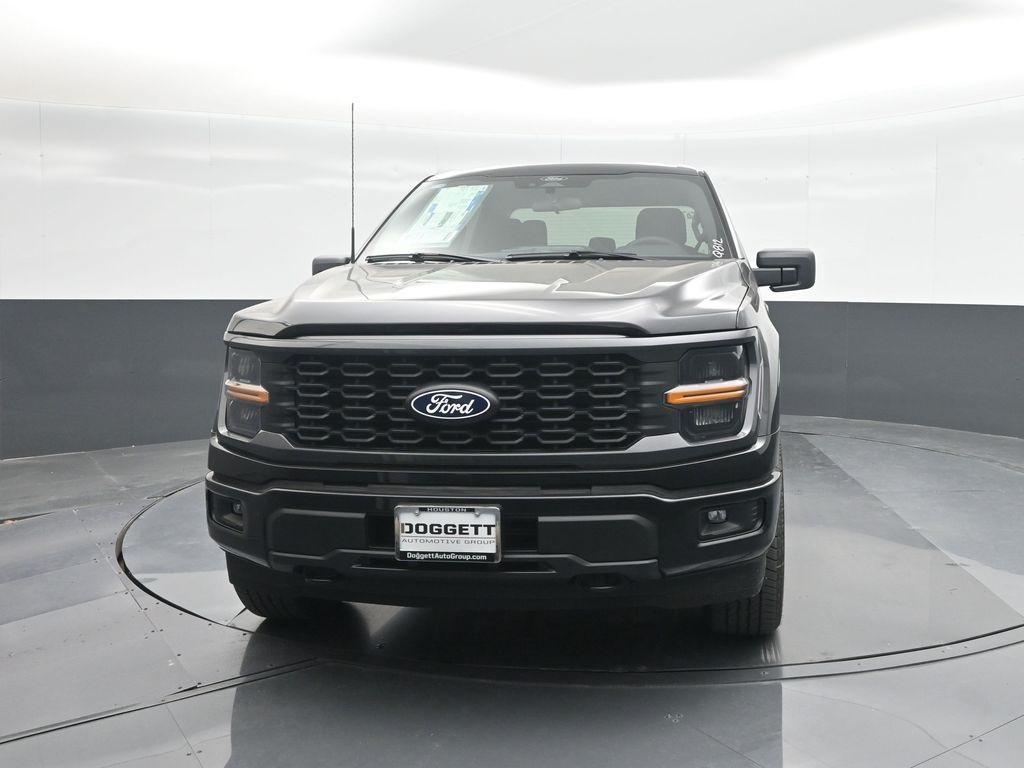 new 2025 Ford F-150 car, priced at $47,612