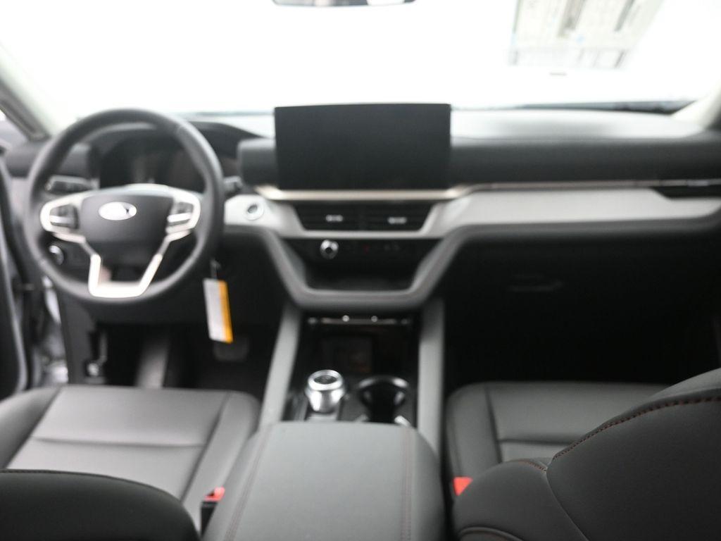 new 2025 Ford Explorer car, priced at $37,997