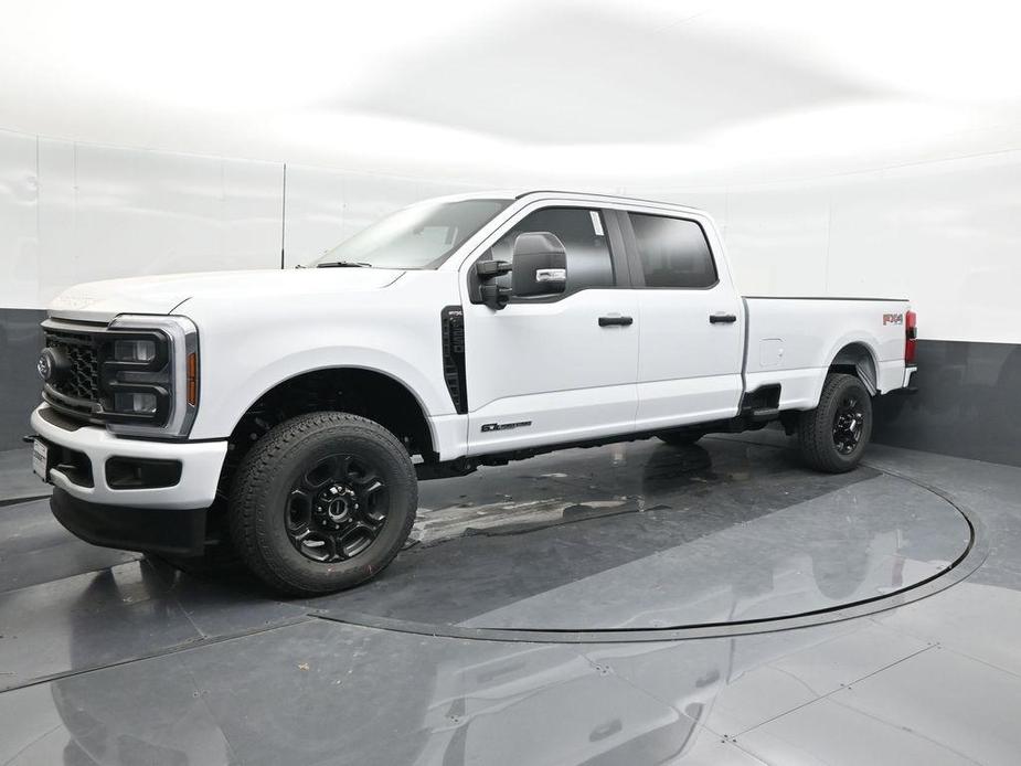 new 2024 Ford F-250 car, priced at $62,834