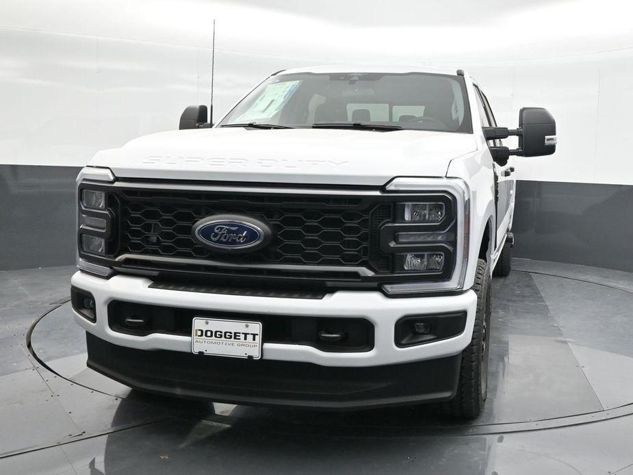 new 2024 Ford F-250 car, priced at $62,834