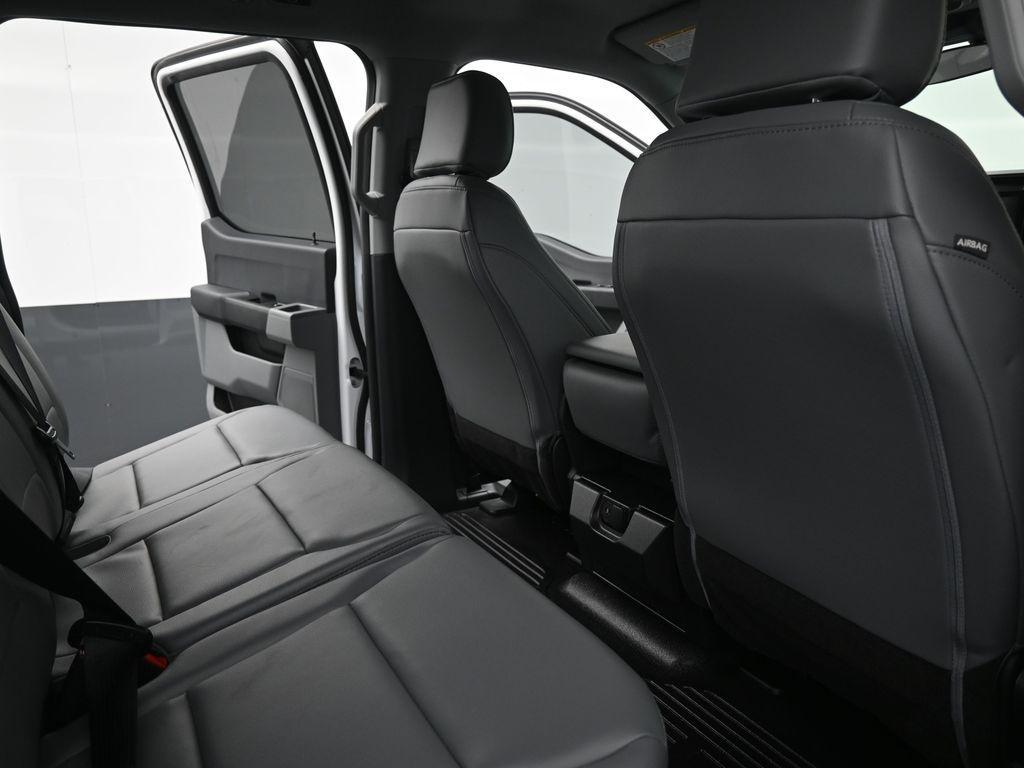 new 2025 Ford F-250 car, priced at $59,374