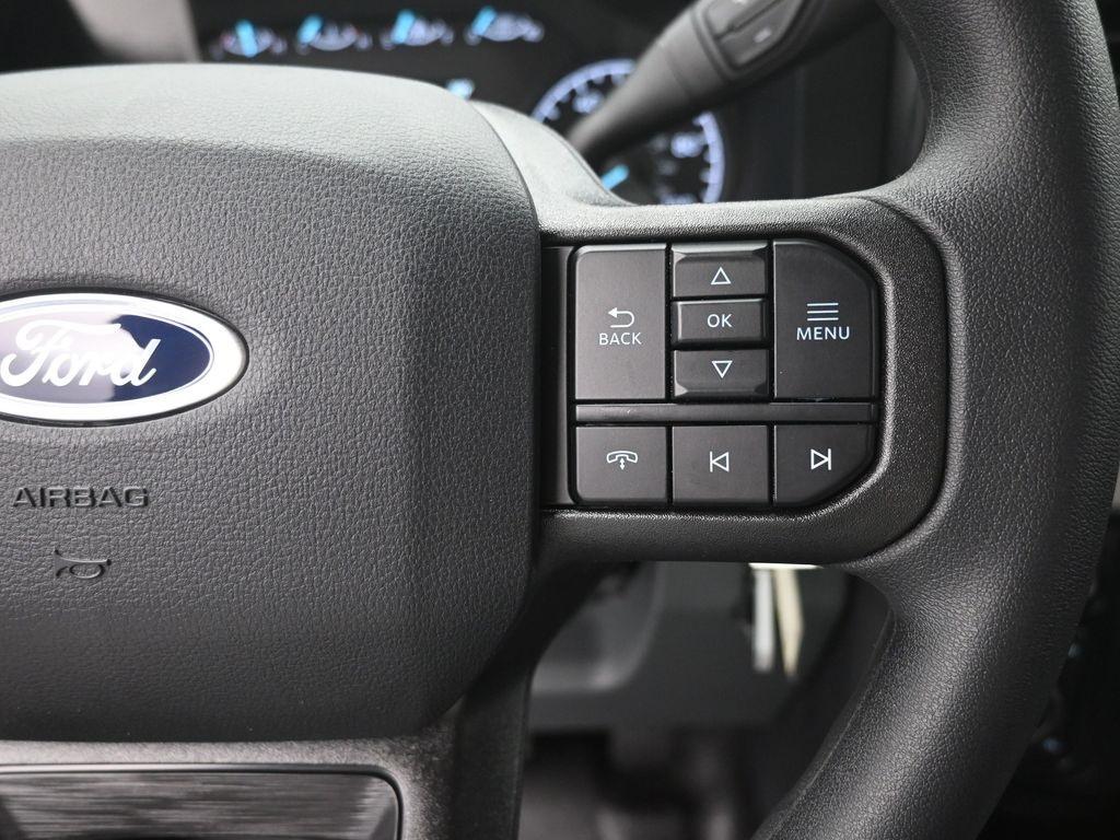 new 2025 Ford F-250 car, priced at $59,374