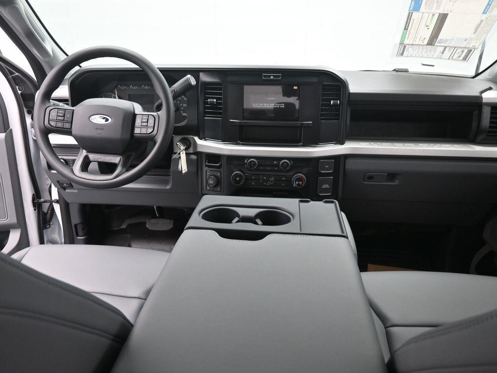 new 2025 Ford F-250 car, priced at $59,374