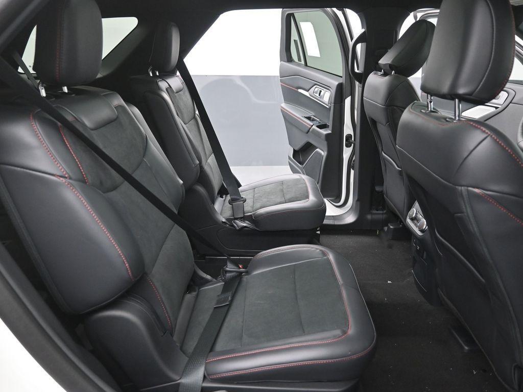 new 2025 Ford Explorer car, priced at $53,696