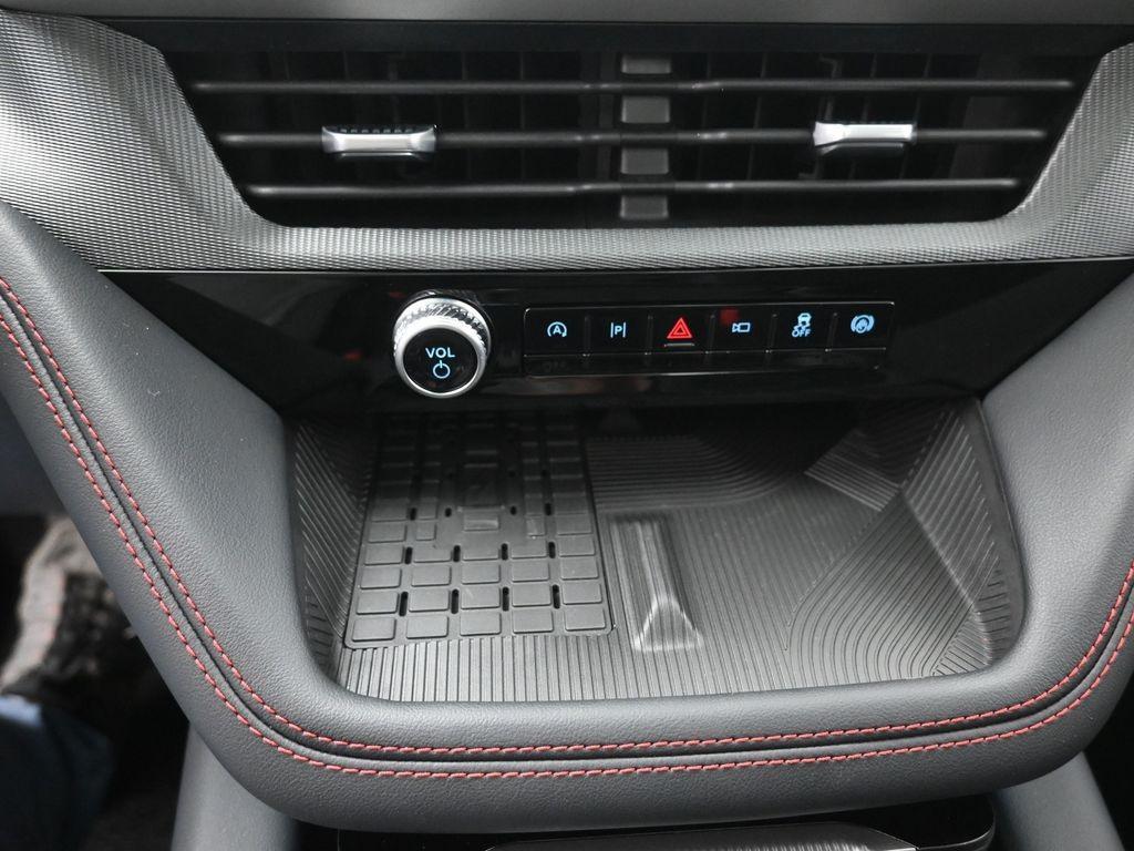 new 2025 Ford Explorer car, priced at $53,696