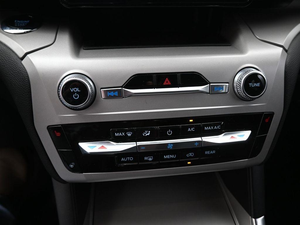 used 2023 Ford Explorer car, priced at $27,991
