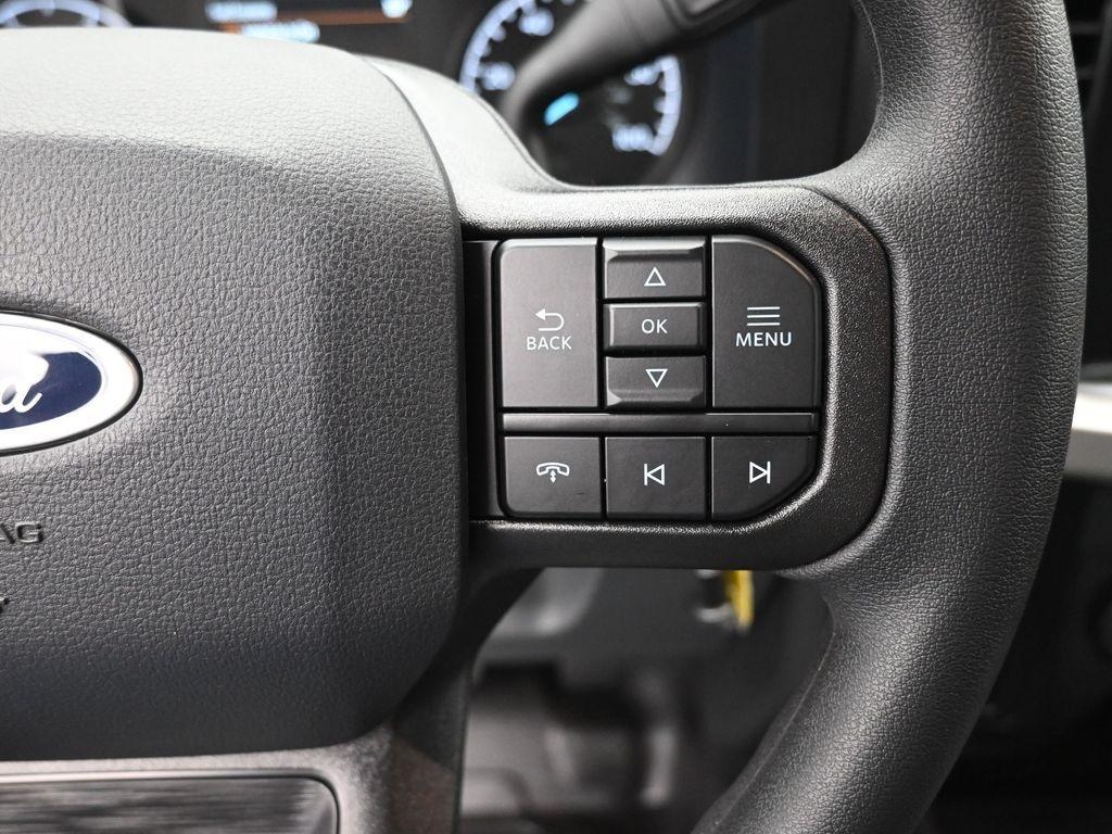 new 2025 Ford F-250 car, priced at $62,325