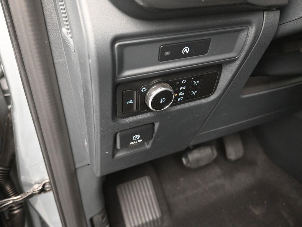 new 2025 Ford F-150 car, priced at $46,630
