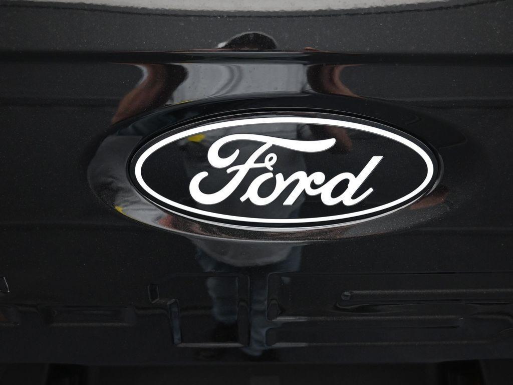 new 2025 Ford F-150 car, priced at $55,621