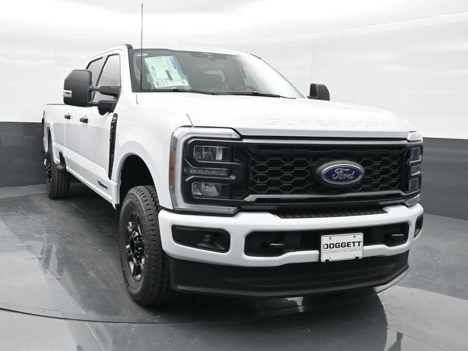 new 2024 Ford F-250 car, priced at $62,720