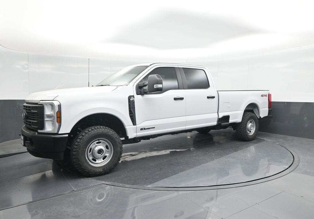new 2025 Ford F-250 car, priced at $59,374