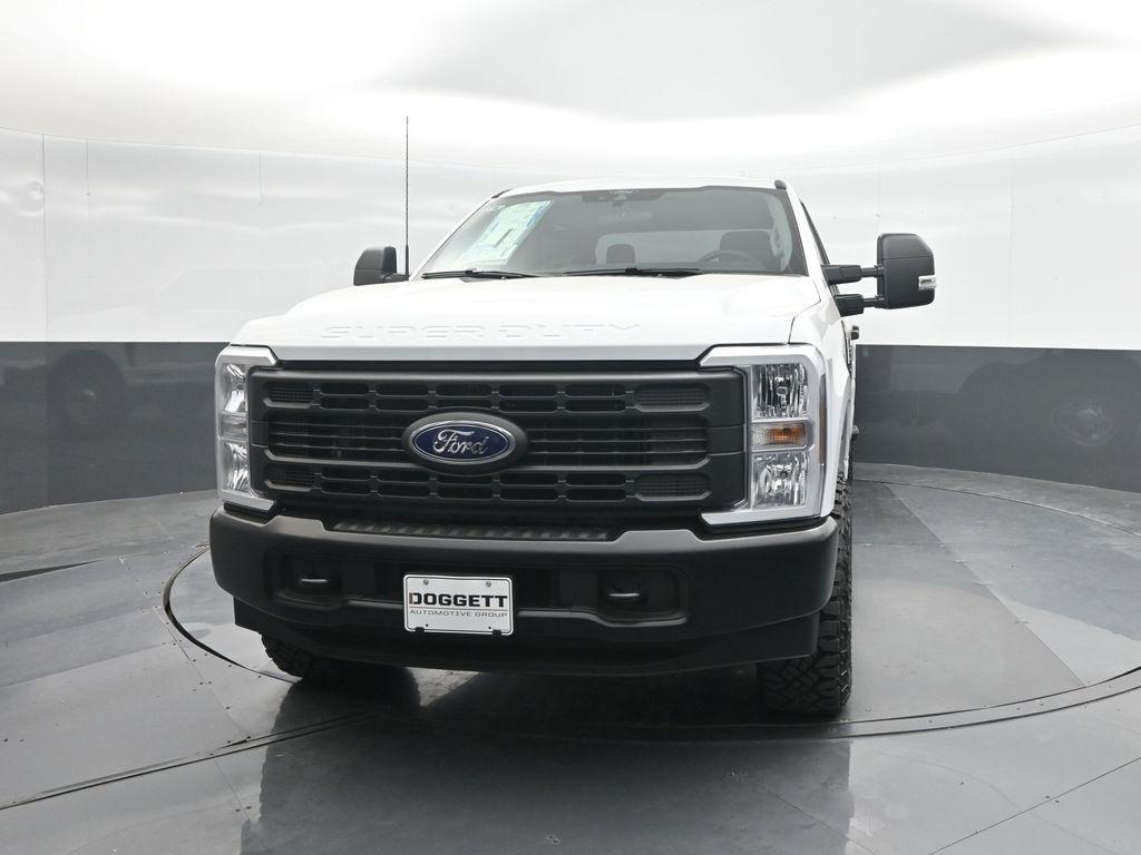 new 2025 Ford F-250 car, priced at $59,374