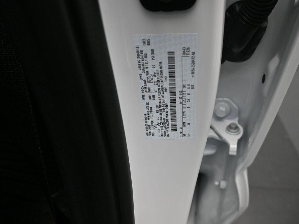 new 2025 Ford F-250 car, priced at $59,374
