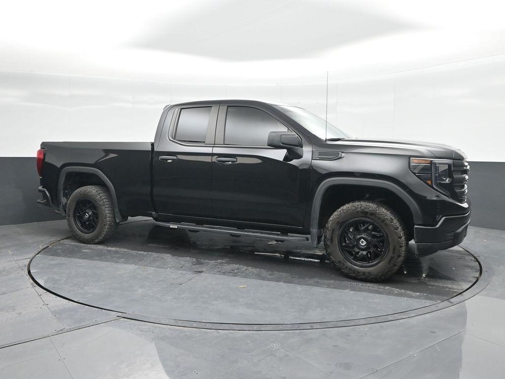 used 2023 GMC Sierra 1500 car, priced at $32,644