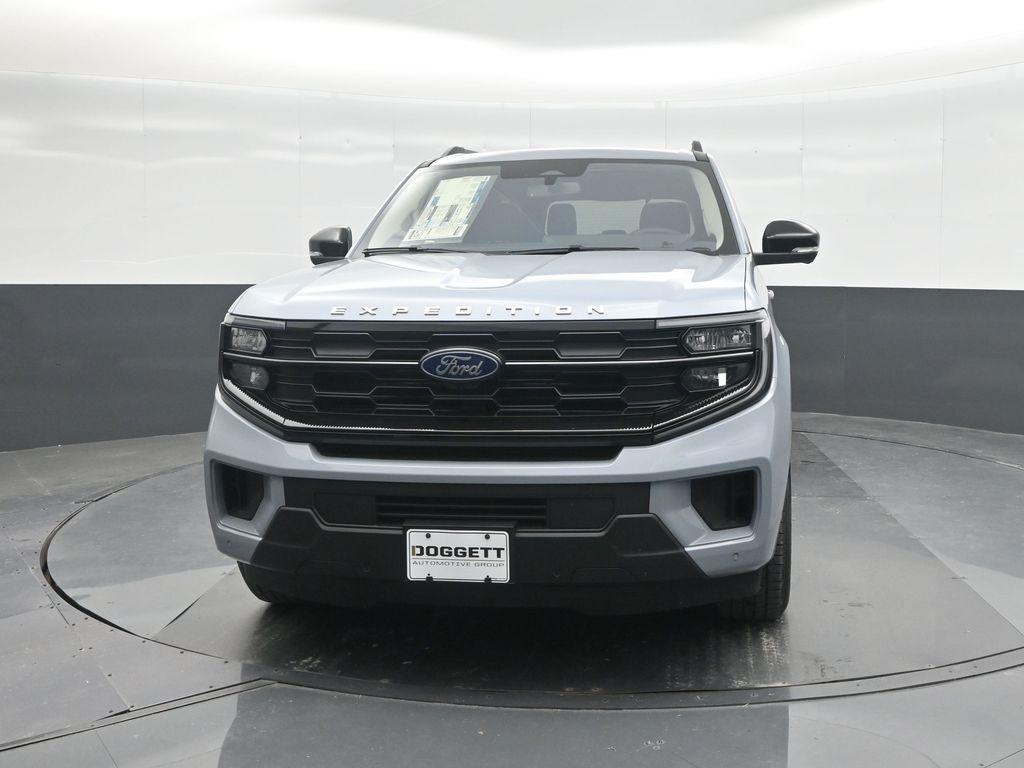 new 2025 Ford Expedition car, priced at $65,078