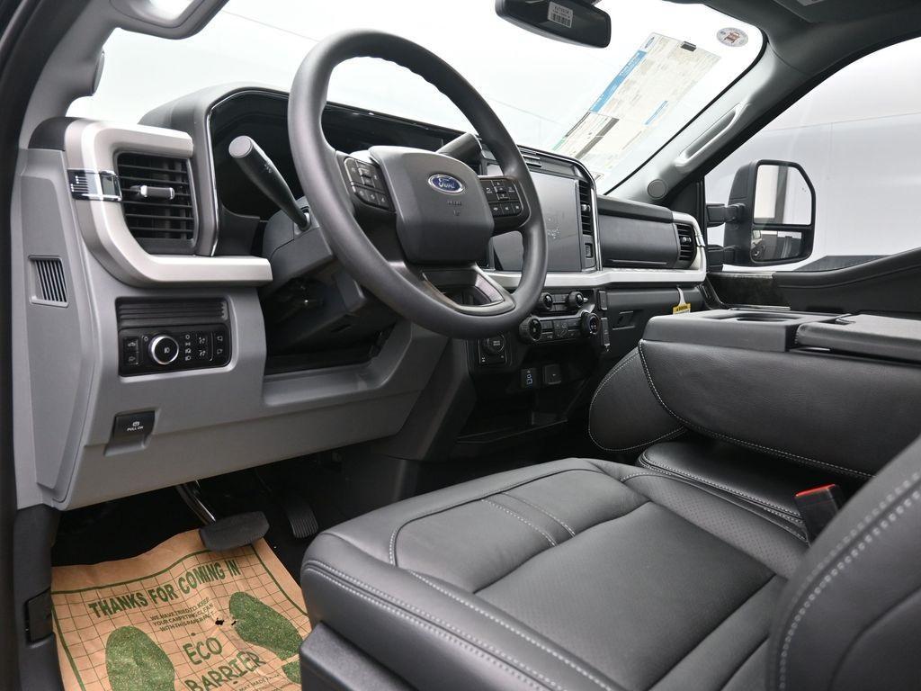 new 2025 Ford F-250 car, priced at $81,721
