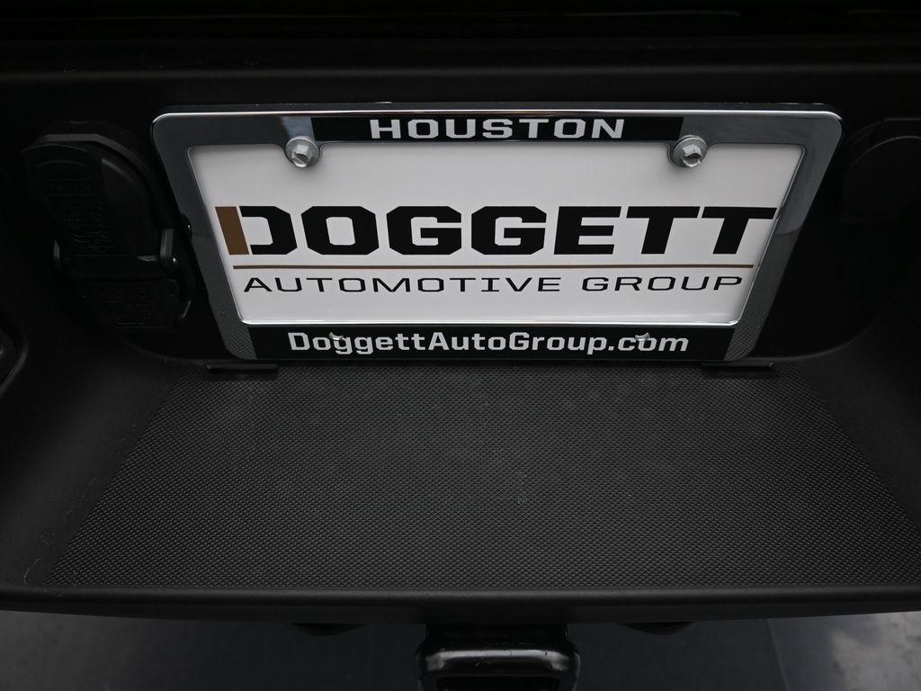 new 2025 Ford F-250 car, priced at $81,721