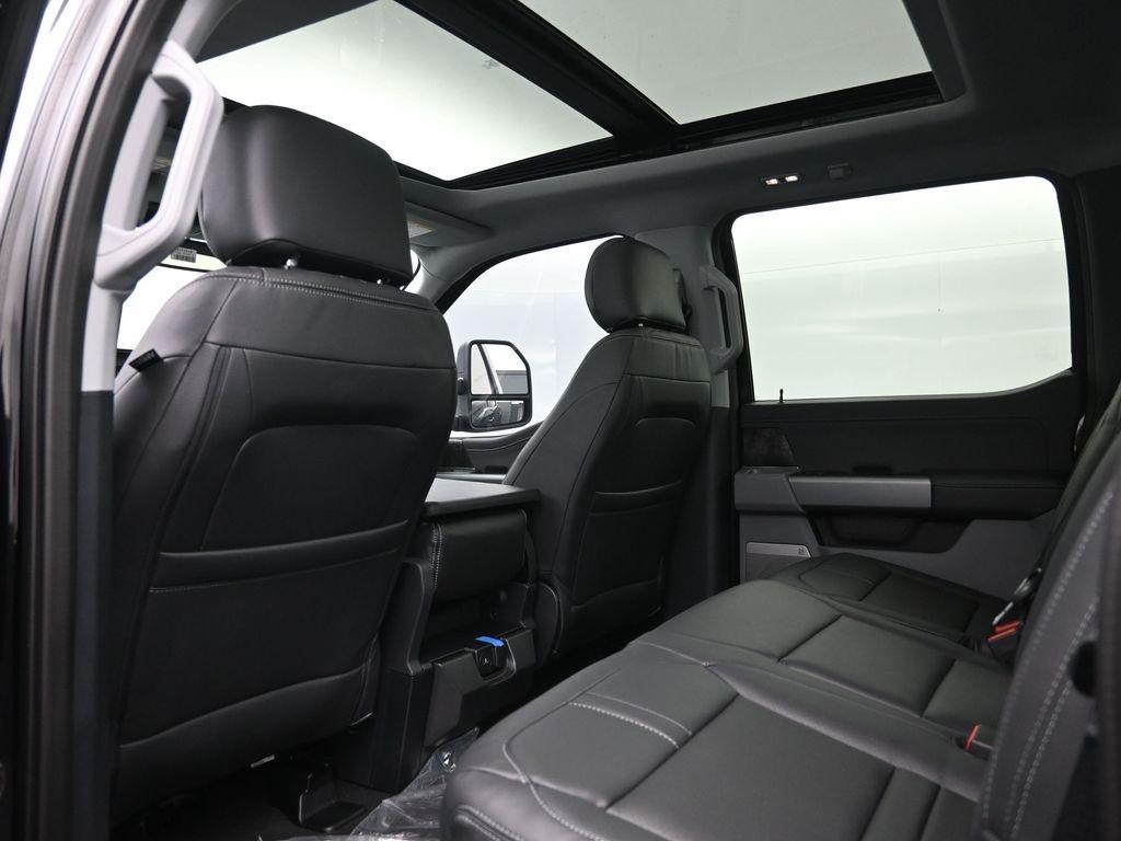 new 2025 Ford F-250 car, priced at $81,721