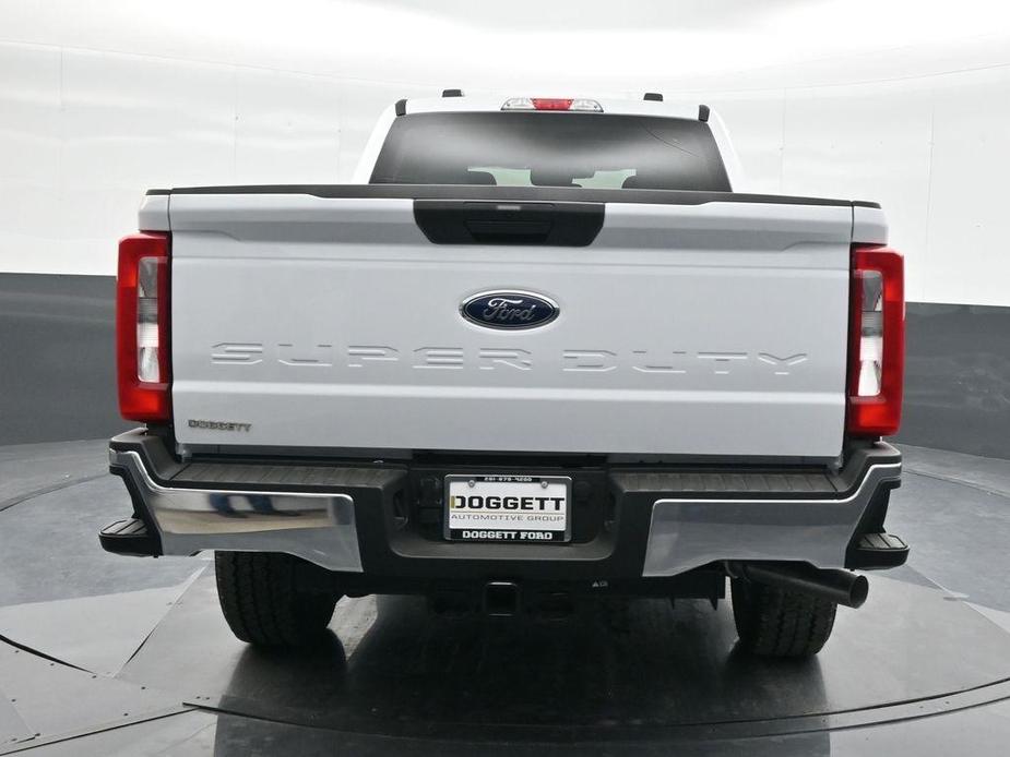 new 2024 Ford F-250 car, priced at $49,952