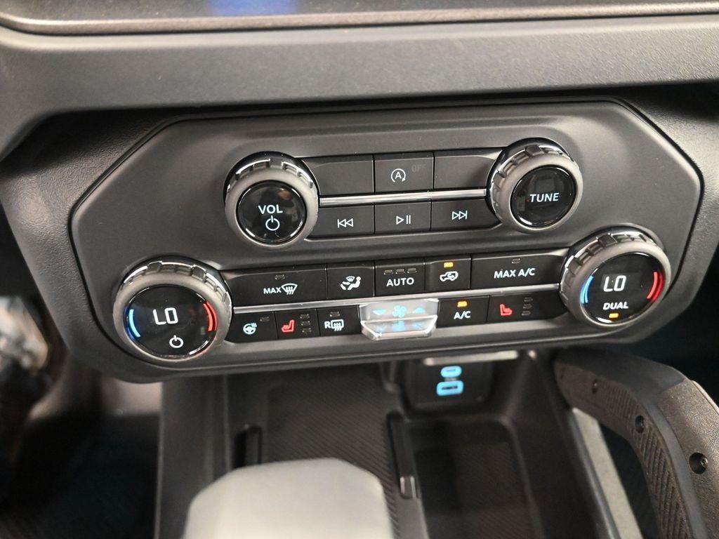 new 2025 Ford Bronco car, priced at $51,296