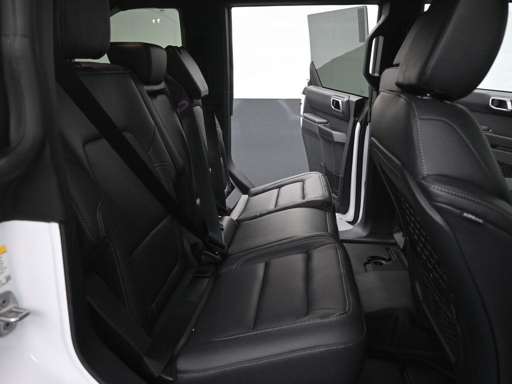 new 2025 Ford Bronco car, priced at $51,296