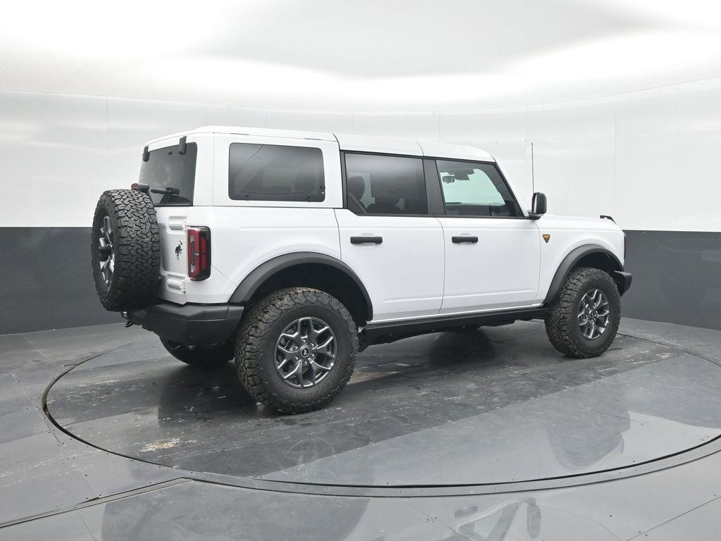new 2025 Ford Bronco car, priced at $51,296