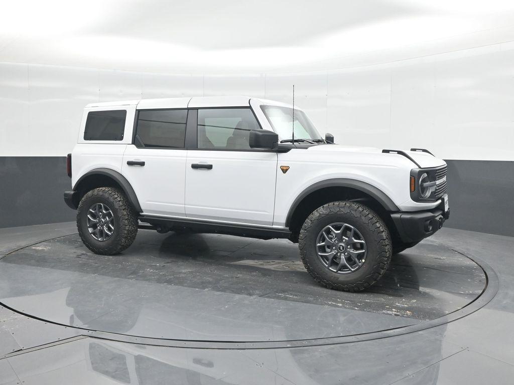 new 2025 Ford Bronco car, priced at $51,296