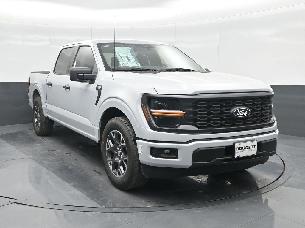 new 2025 Ford F-150 car, priced at $46,380