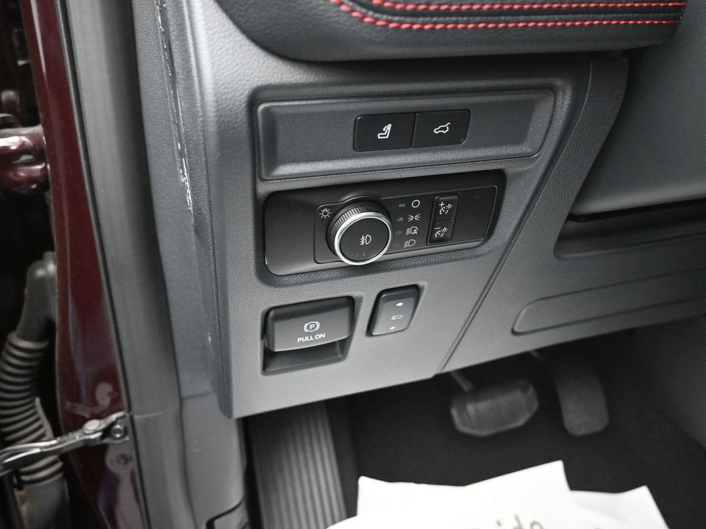 new 2024 Ford Expedition car, priced at $68,458